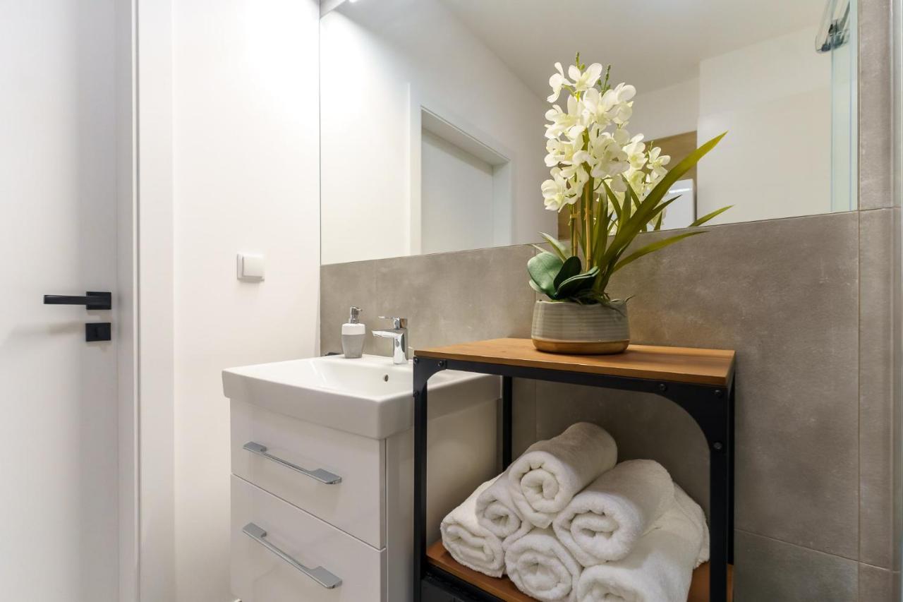 Sunset Resort - Apartament Florencja Гжибово Екстериор снимка